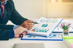 Effective Strategic Planning for Small Businesses at the Midyear Point strategic planning