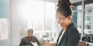 8 questions you need to ask yourself before hiring a business coach entrepreneur interviewing potential business coach