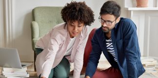 8 steps to simplify project planning and boost efficiency in your SME small business owners project planning their next product launch