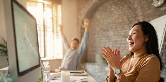 10 tips for building a winning business mindset Remember that the path to success depends on your determination and resilience. Learn how to find your winning business mindset today.