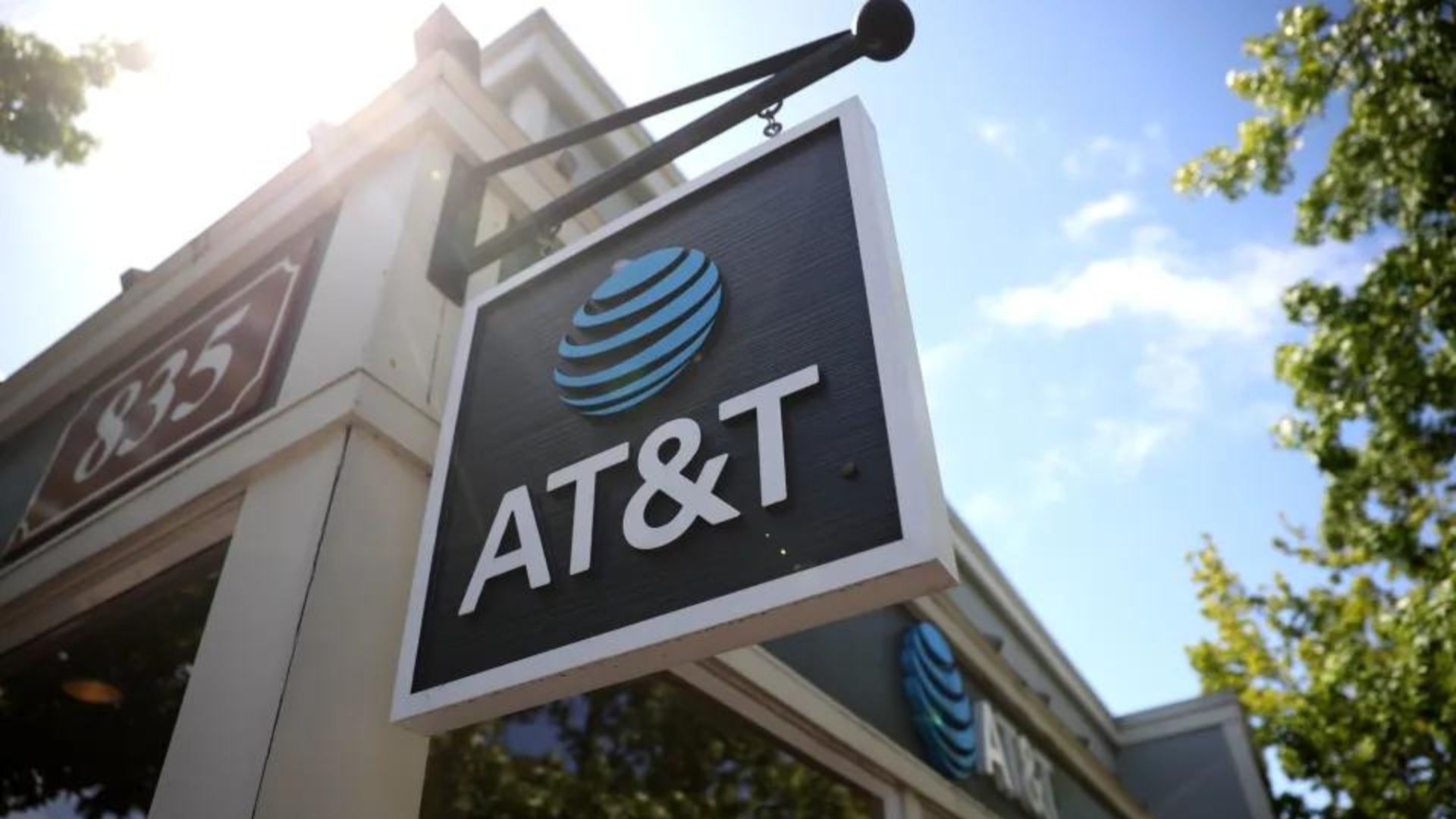 AT&T's latest innovation, AT&T Internet Air, aims to provide small business owners continuous and reliable internet connectivity.