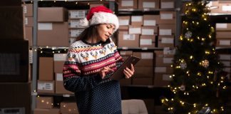 Cyber Monday spending hits new record, latest holiday shopping trends emerge Cyber Monday spending hit an all-time high this year as consumers utilized new ways of purchasing products.