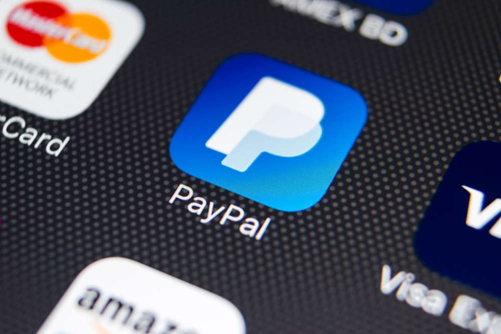 Paypal is testing a series of AI-powered features that will speed up checkouts and help businesses reach more customers.