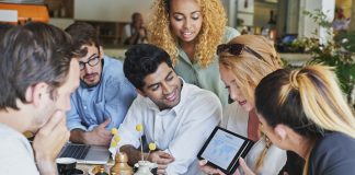 Unlock your business growth potential with the 2025 HoneyBook Growth Guide HoneyBook and the Harris Poll released the 2025 Growth Guide, an insightful study based on feedback from marketing and business owners