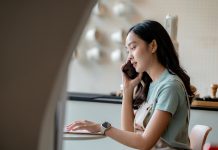 3 driving forces behind small business growth in 2026 Small businesses can grow in 2026 by using AI, building credibility, and leveraging networks to create opportunity and competitive advantage.