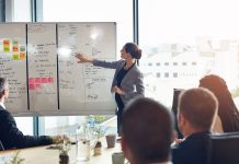 5 business models where entrepreneurs can still thrive without AI entrepreneurs