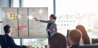 5 business models where entrepreneurs can still thrive without AI entrepreneurs