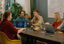 Salesforce launches job-ready AI agents for SMBs Salesforce launches job-ready AI agents for SMBs